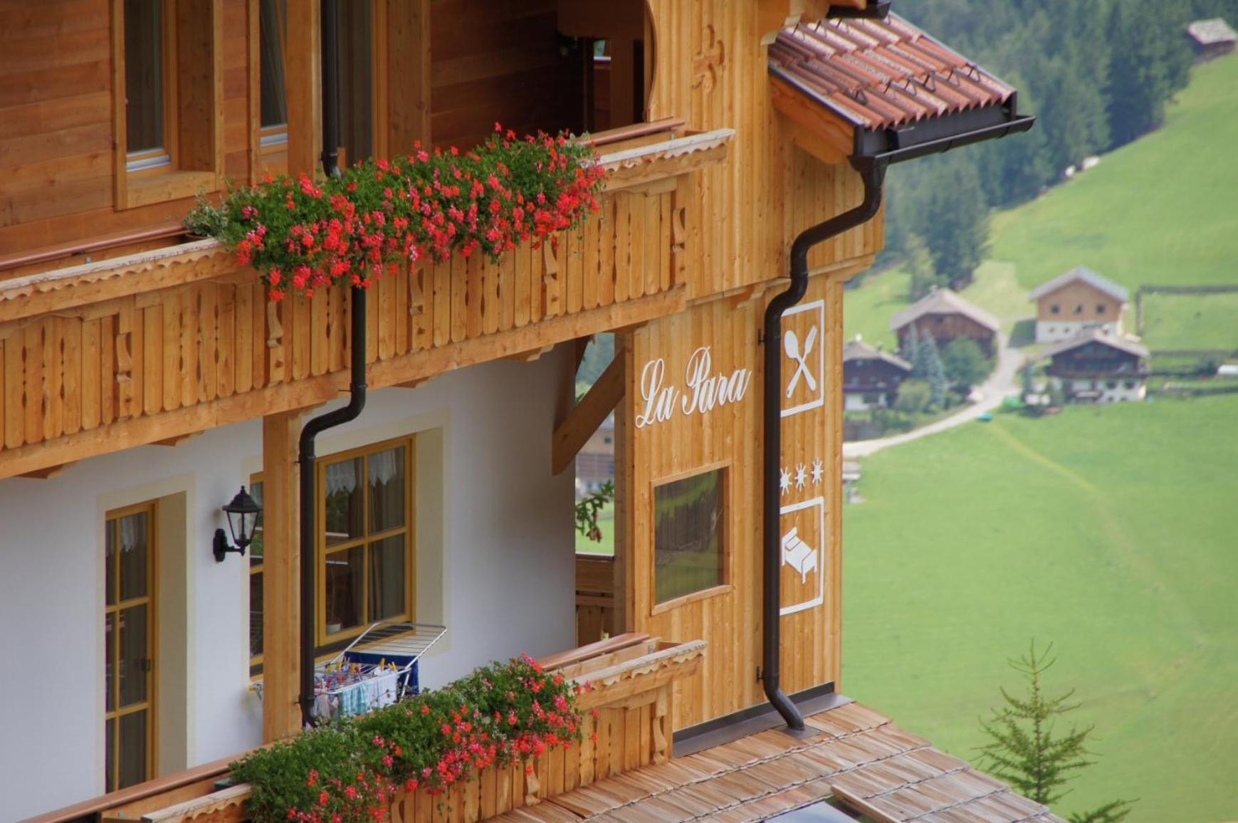 Rifugio La Para San Vigilio Di Marebbe Exterior foto